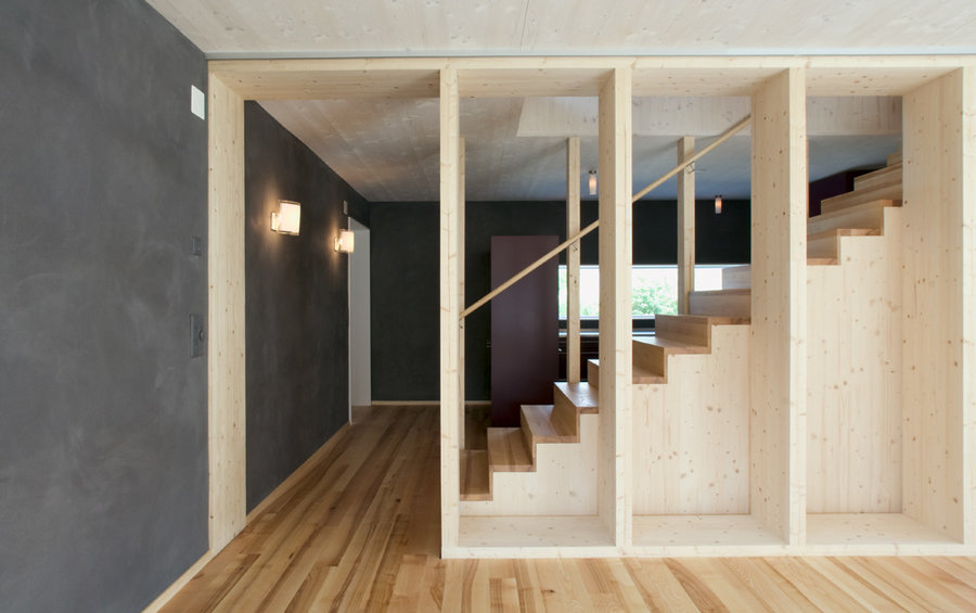 Jak na pěkný dům? Minimalismus, dřevo a hlína