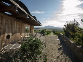 Na výlet za vínem a architekturou do jihomoravského vinařství Sonberk
