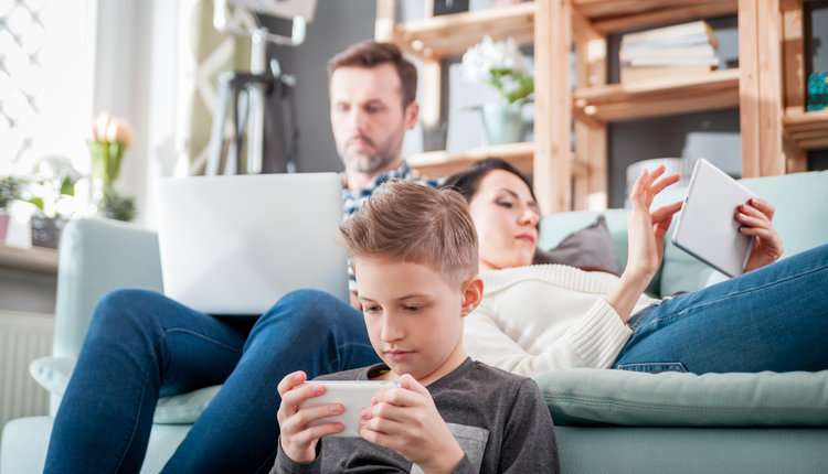 33. díl: Domácnost mladých? WiFi, počítač i kousek nebe nad hlavou