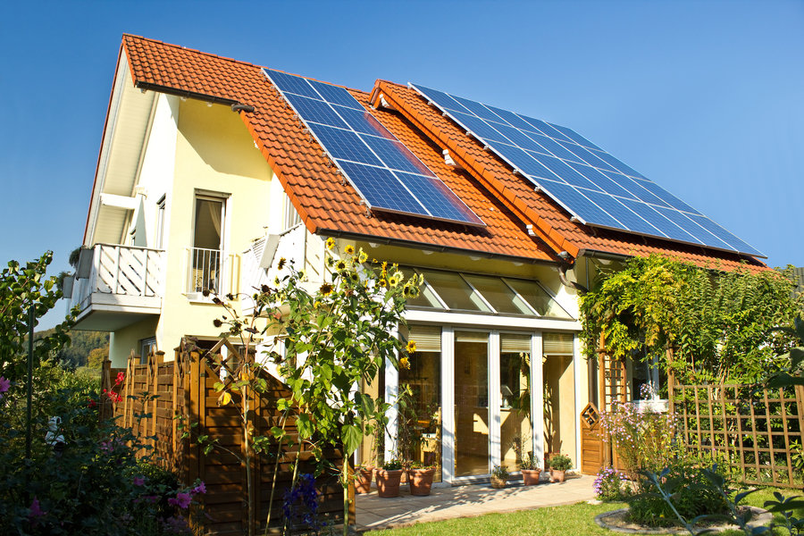 solární panely na střechu